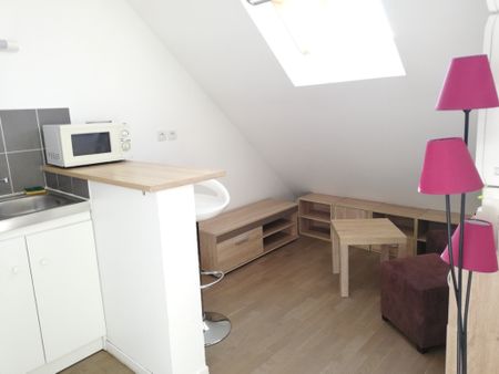 Location Appartement 2 pièces 10m² - Photo 4