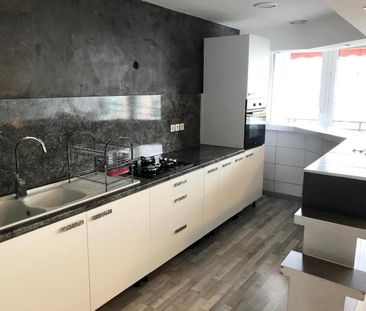 Location Appartement 3 pièces 70m² ST CHAMOND 42400 - Photo 6