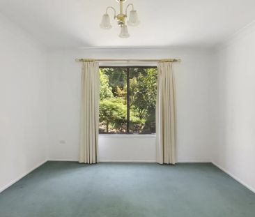 Double Storey Brick Home in Blue Ribbon Location! - Photo 1