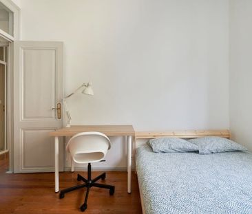 Travessa de Santa Marta, Lisbon, Lisbon 1150-299 - Photo 2