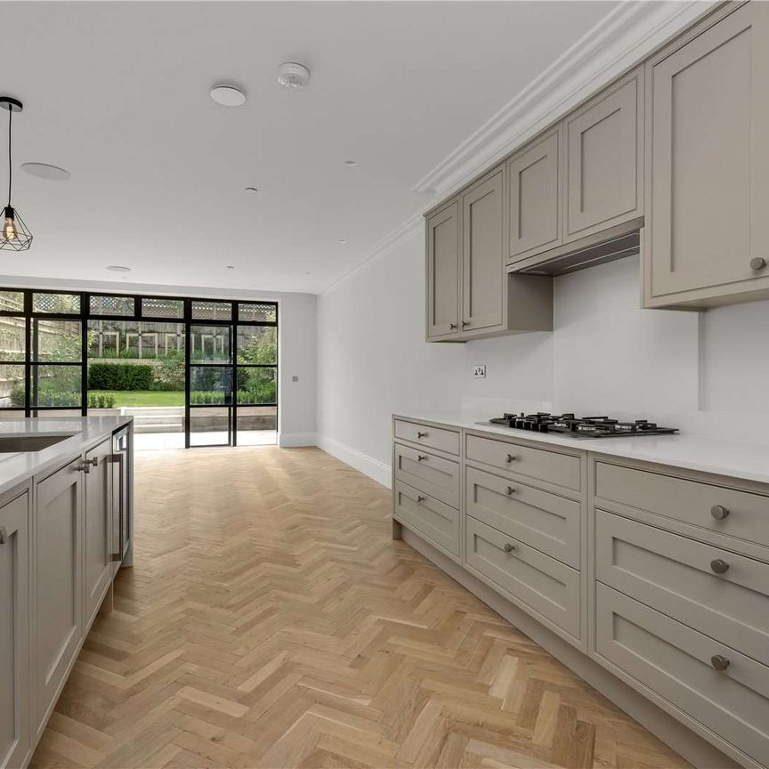 Newly built four bedroom home providing the perfect combination of London Living in a picturesque village setting - Photo 1