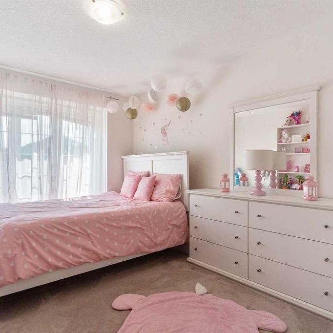 For Lease - 433 Izumi Gate, Milton, Ontario - Photo 1