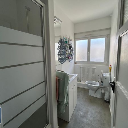 Location Appartement 2 pièces 46m² ST NAZAIRE 44600 - Photo 4