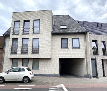 Gelijkvloers appartement met garage en autostaanplaats - Photo 2