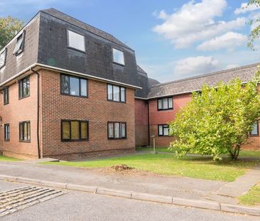 Badgers Cross, Milford, Surrey, GU8 - Photo 2