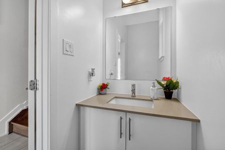 For Lease - 2025 Allegrini Terrace, Kanata, Ontario - Photo 3