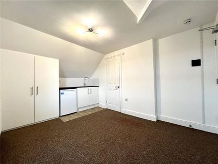 House share to rent - Photo 3