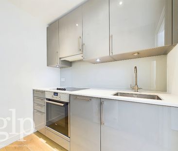 Studio, Marshall Street, Soho, W1F - Photo 5