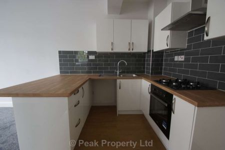 Pall Mall, Leigh On Sea - Photo 5