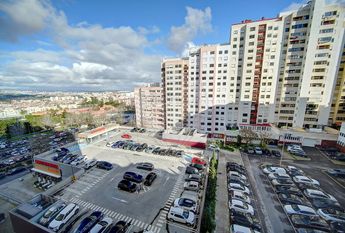 Apartamento T4 em Lisboa