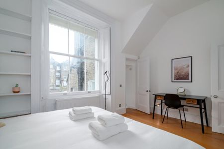 flat 3, 23 Elvaston Place, London SW7 5NL, UK, London - Photo 2