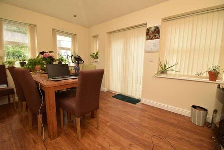 Cowslip Lane, Castleford, WF10 - Photo 3