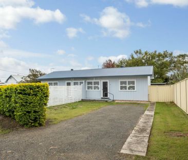 Tidy 2 Bedroom Unit - Photo 4