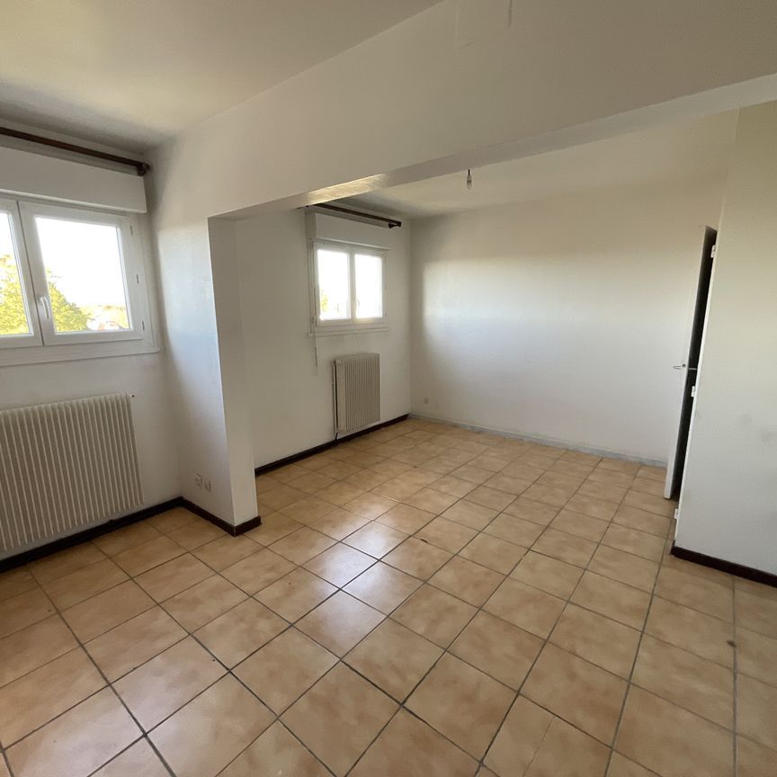 Location Appartement 1 pièce 27m² BOURGES 18000 - Photo 1