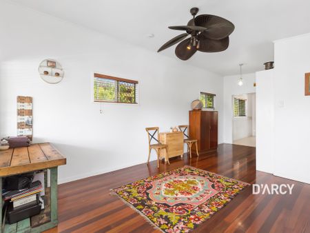 7 BLACKBUTT ST - Photo 2