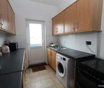 2 bedroom property to rent in Leigh On Sea - Photo 4