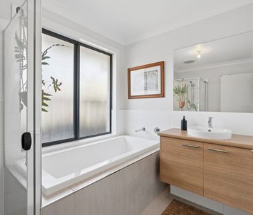 Modern Family Living in North Sandy Beach Estate - Photo 6