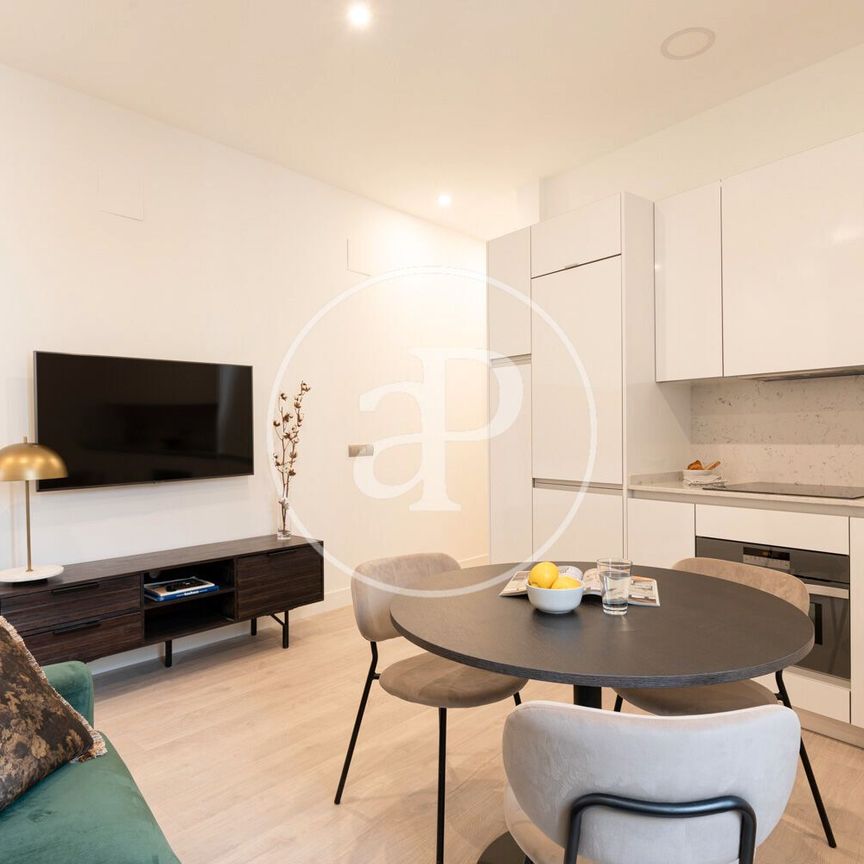 Piso de alquiler en C. del Carmen, Sol - Photo 1