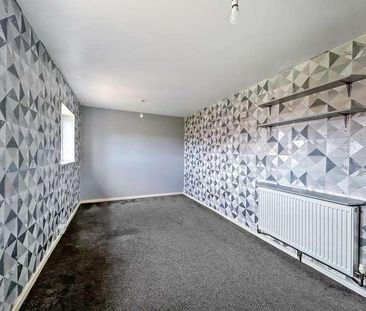 Le Strange Avenue, King's Lynn, PE30 - Photo 4