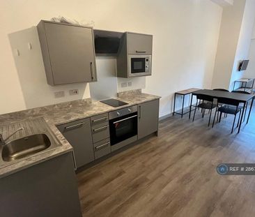 1 bedroom flat to rent - Photo 6