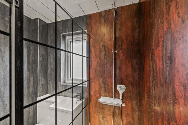 2 bedroom semi-detached house to rent - Photo 1