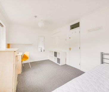 5 bedroom house to rent - Photo 4