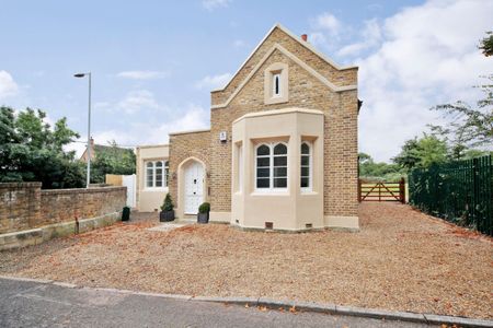 3 bedroom detached house to rent - Photo 4