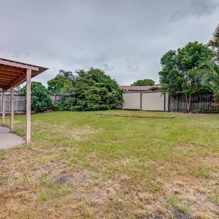 FAMILY HOME! - Photo 4