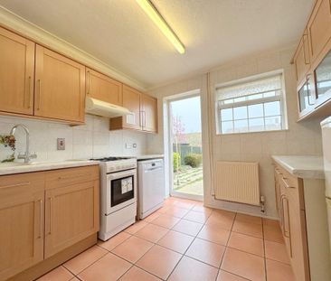 3 bedroom end of terrace house to rent - Photo 6