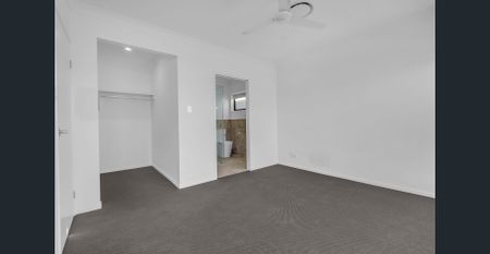 New Build House in South Meclean! 5 Bedrooms with A/C-Double Garage - Photo 4