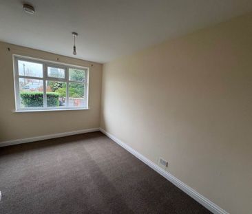 Worle, Weston-super-Mare, North Somerset - Photo 2