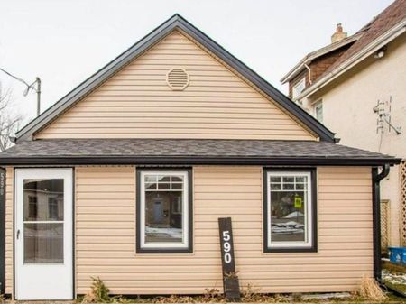 For Lease - 590 Hill Street, London East, Ontario - Photo 2