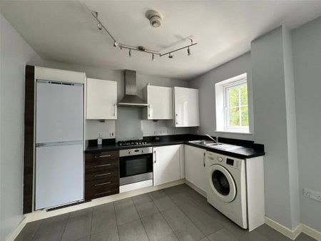 2 bedroom apartment to rent - Photo 2