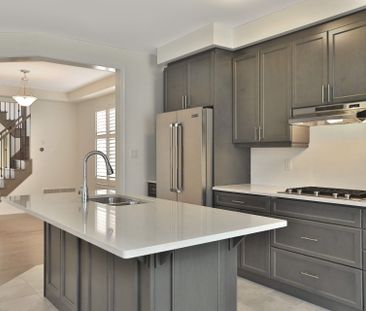 For Lease - 156 Beaveridge Avenue, Oakville, Ontario - Photo 3