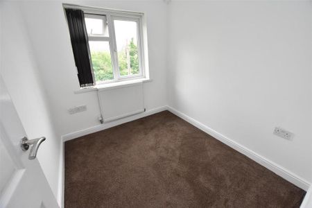 4 bedroom house to rent - Photo 4
