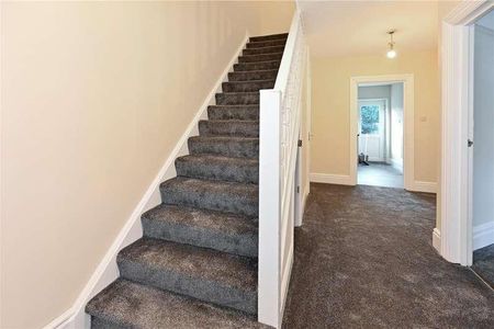 Burnham Avenue, Bognor Regis, PO21 - Photo 4