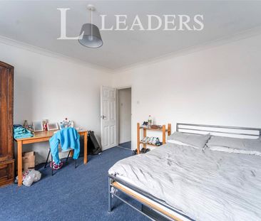 5 bedroom house to rent Francis Avenue, Southsea, PO4 - Photo 5