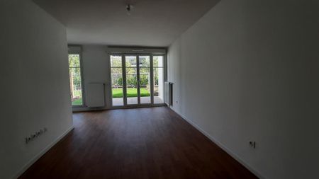 location Appartement T1 DE 30.06m² À LE BLANC MESNIL - Photo 3