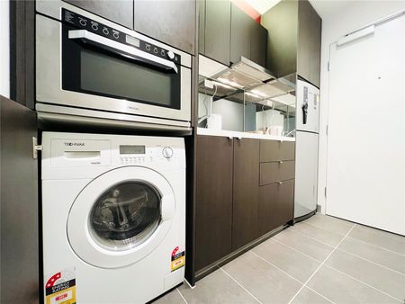 506/53 Batman Street - Photo 5