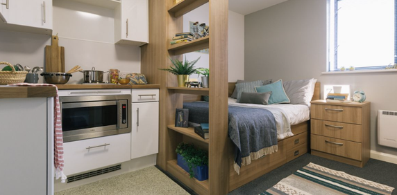 1 bedroom in a flat share to rent - Photo 2