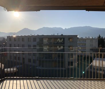 Grosszügige sonnige Wohnung mit Bergsicht, Strom Whg. Inkl. - Photo 4