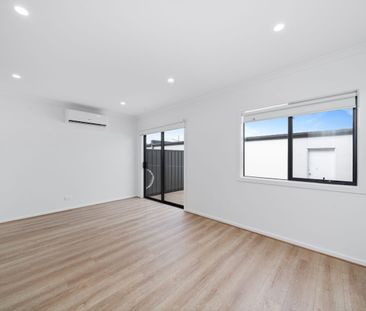 25 Andre Walk, Truganina, Vic 3029 - Photo 6