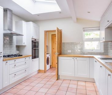 2 bedroom terraced house to rent - Photo 1