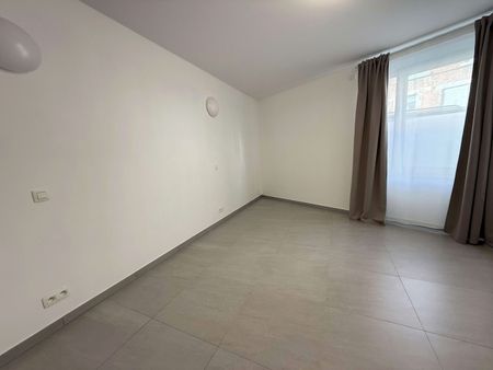 Nieuwbouwappartement met 3 slaapkamers, groot terras en autostaanplaats te huur in centrum Leuven - Photo 4