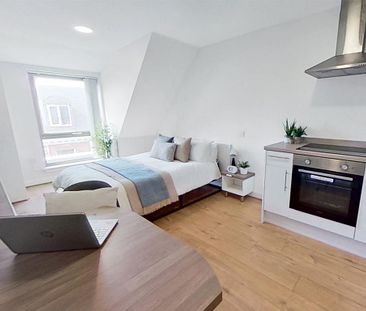 Studio to rent - Photo 1