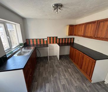 2 bedroom terraced house to rent - Photo 6