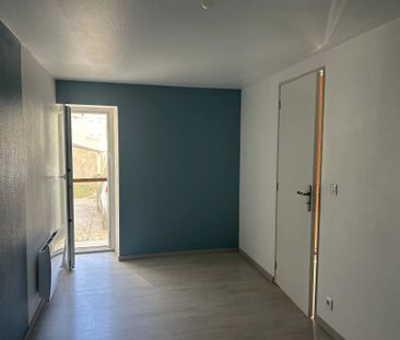 Location Appartement 2 pièces 43m² BRASSAC LES MINES 63570 - Photo 4