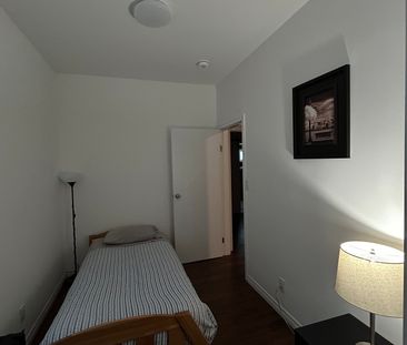 For Lease - 241 Jarvis Street, Fort Erie, Ontario - Photo 4