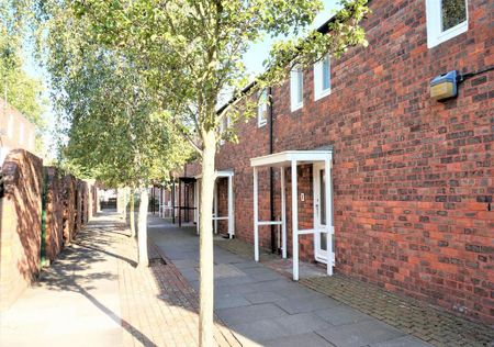 2 bedroom terraced house to rent - Photo 2