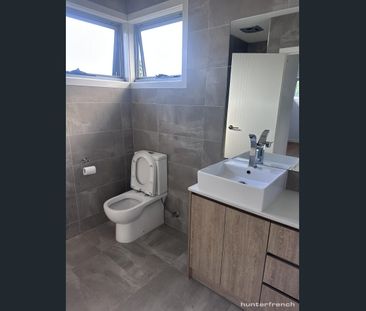 MODERN LIVING IN PRIME LOCATION - Photo 6